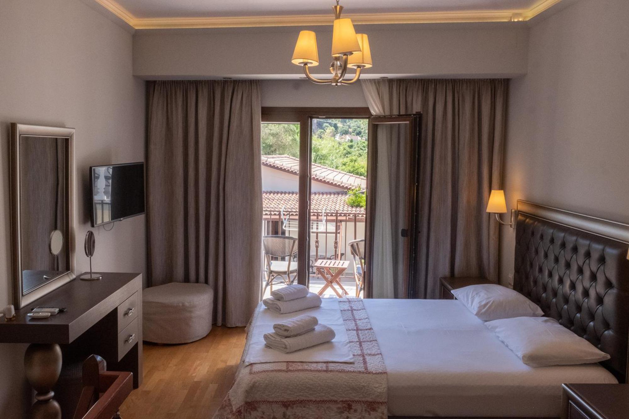 Sekreto - "S" Maisonettes & Studios Adults Only Parga Exterior foto