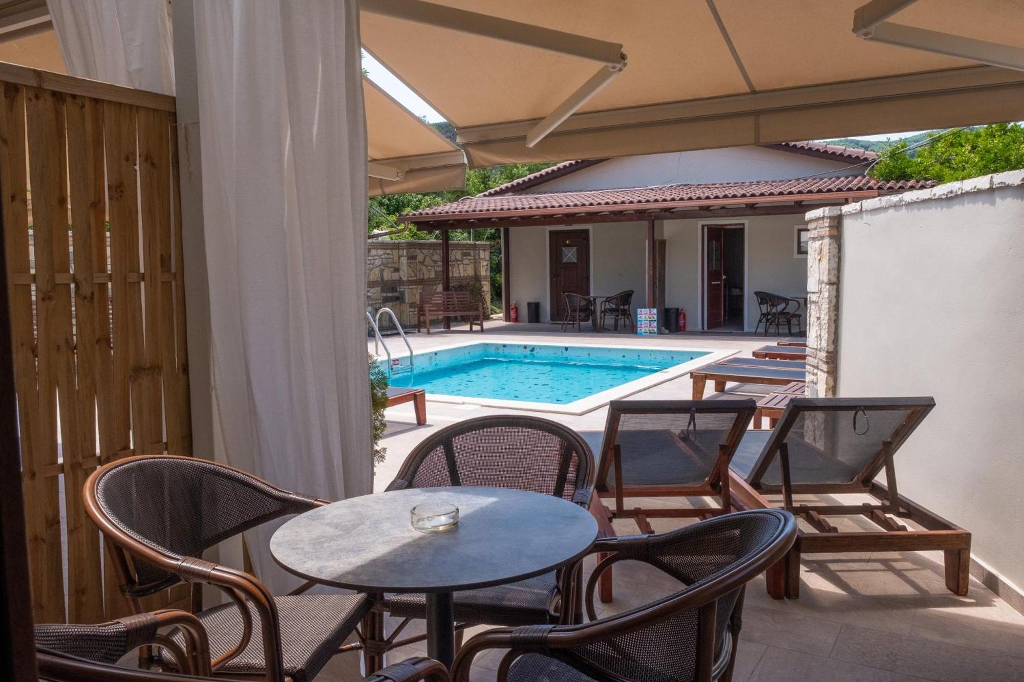 Sekreto - "S" Maisonettes & Studios Adults Only Parga Exterior foto